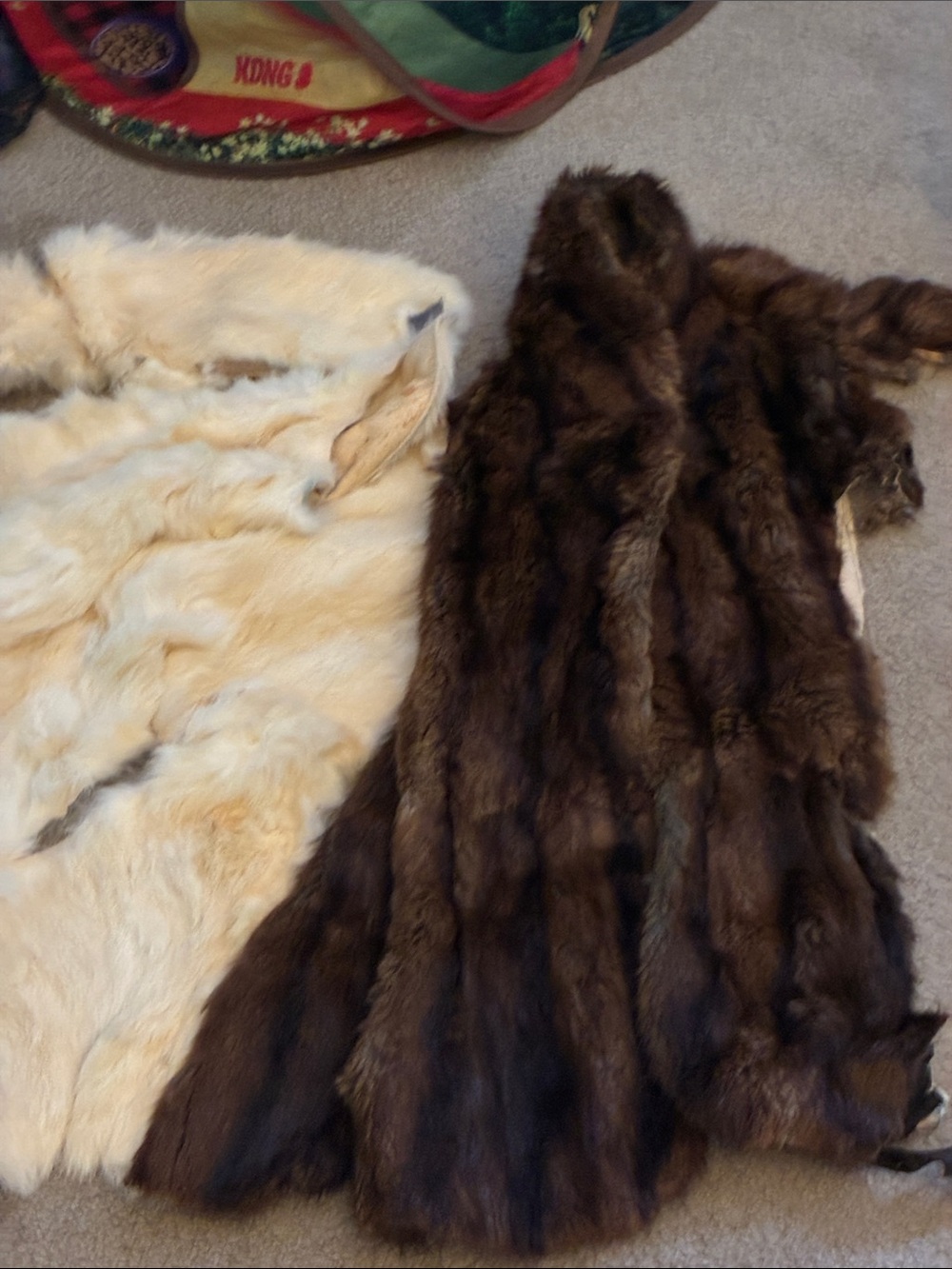 Remnant pieces of fur Cream and Brown